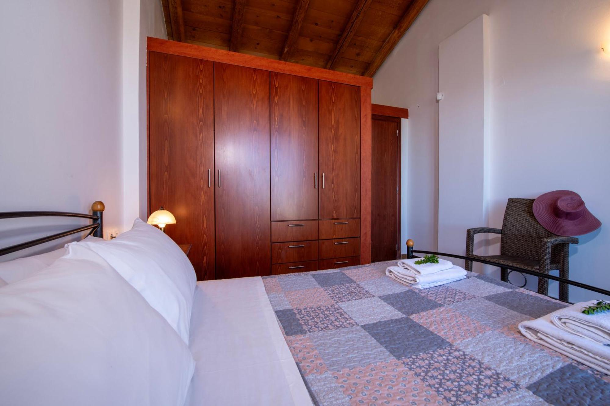 Malathiros Traditional Villas Luaran gambar
