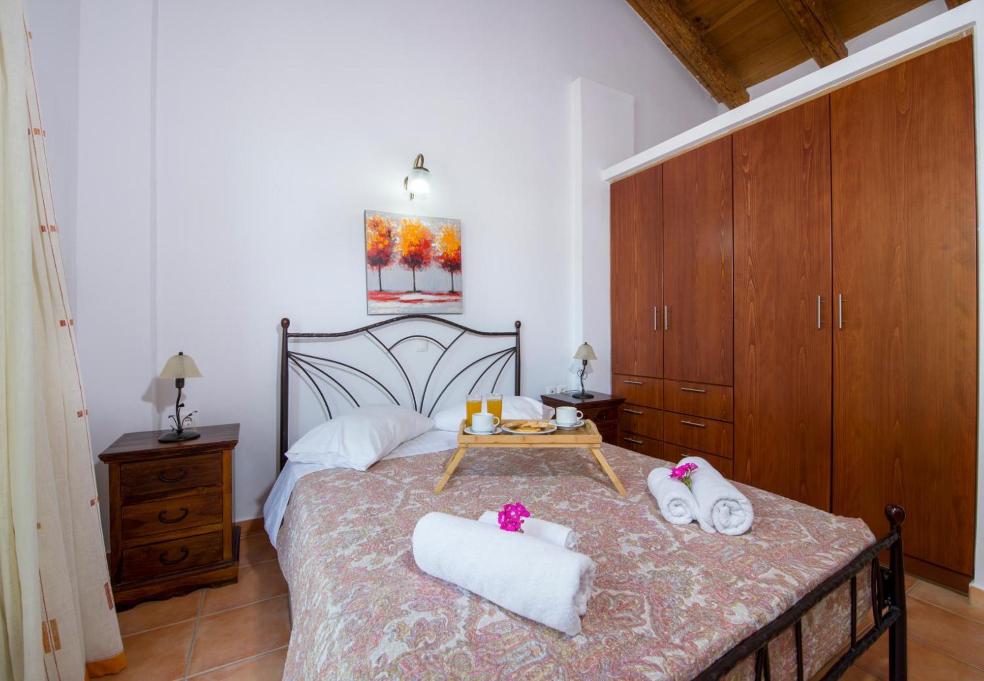 Malathiros Traditional Villas Luaran gambar
