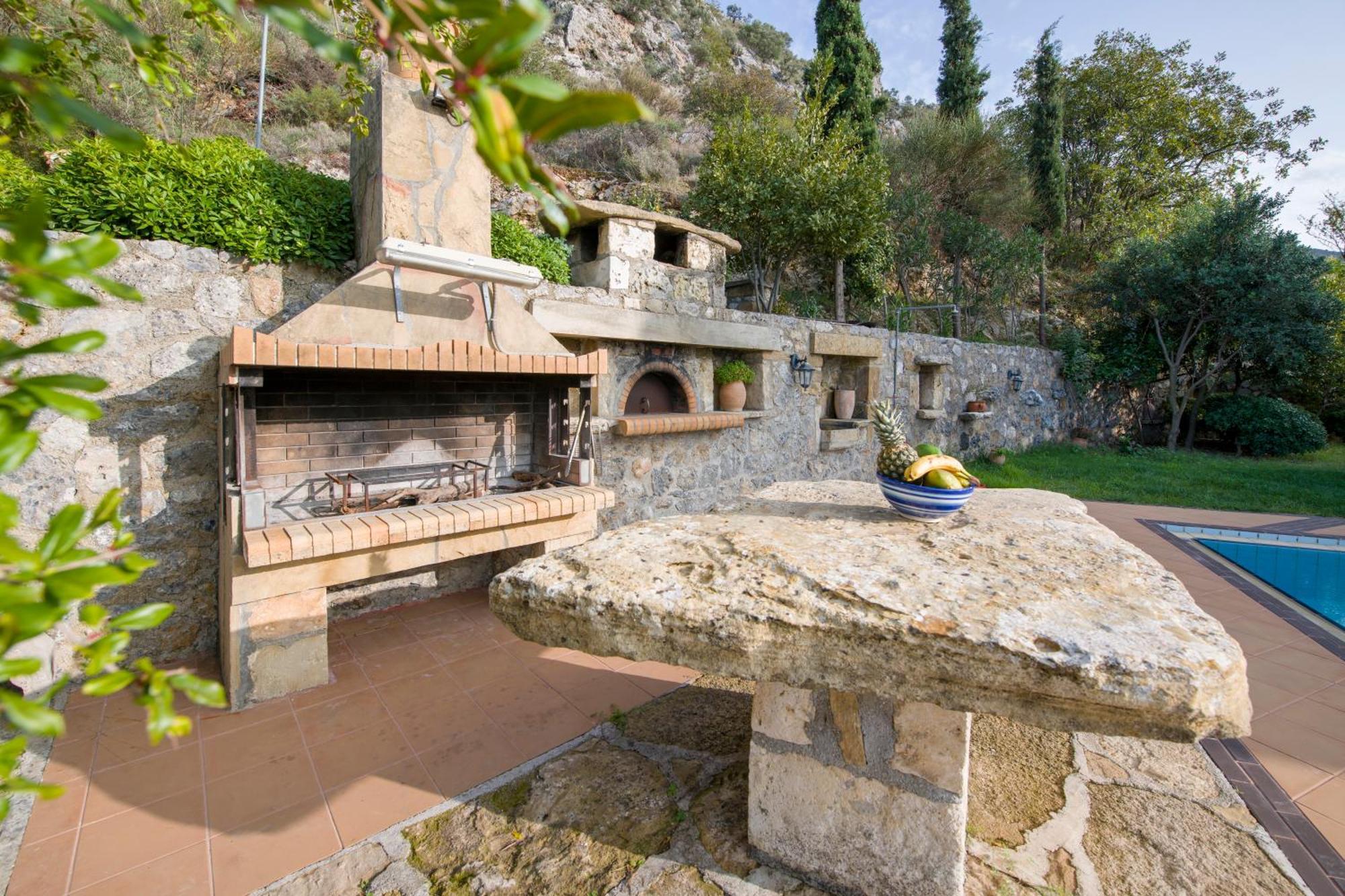 Malathiros Traditional Villas Luaran gambar